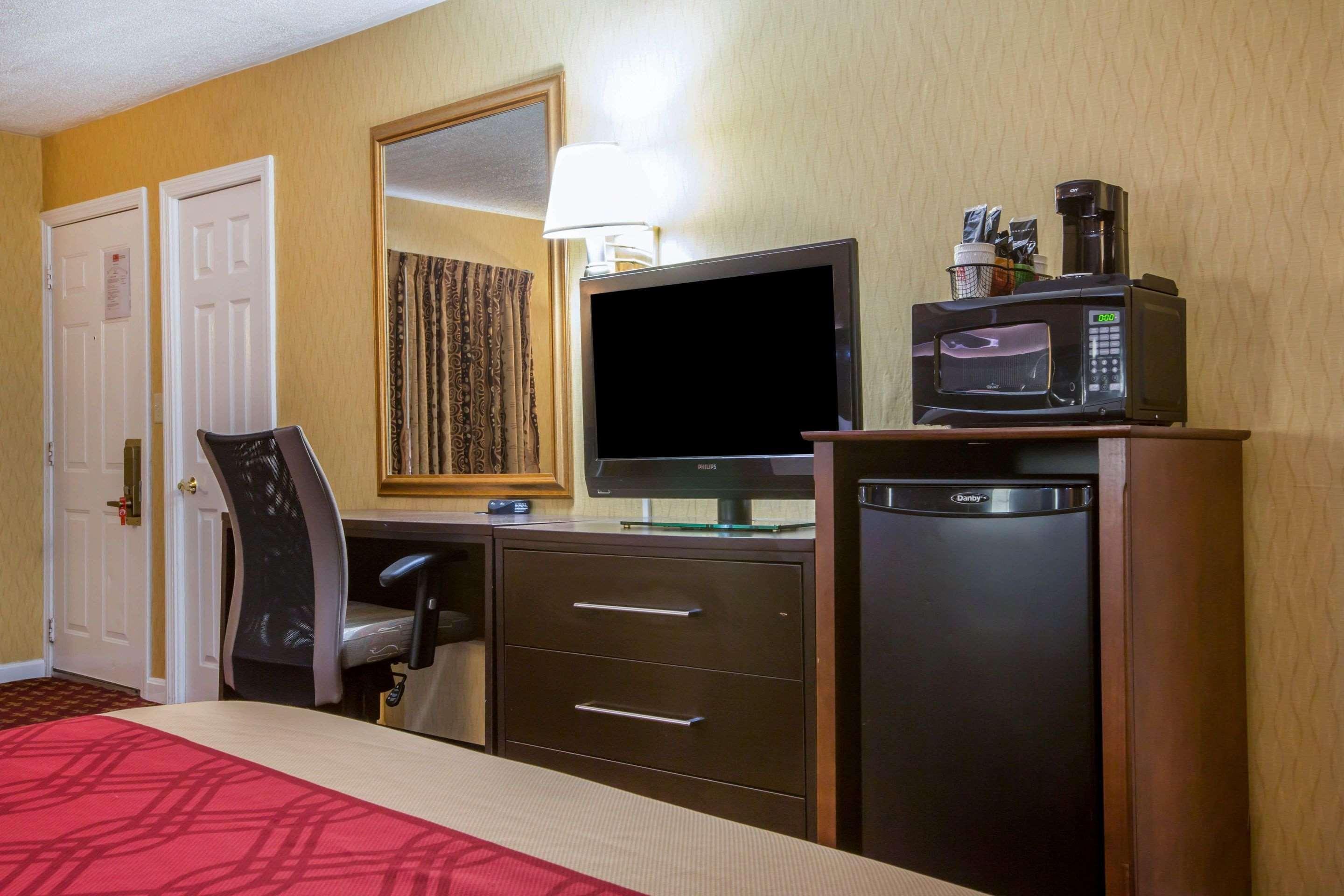 Econo Lodge Montpelier I-89 Ngoại thất bức ảnh